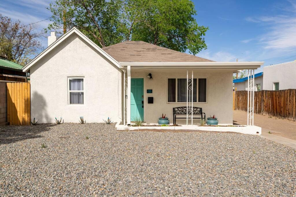 فيلا House With Great Beds, Full Kitchen, Fenced Yard ألباكركي المظهر الخارجي الصورة